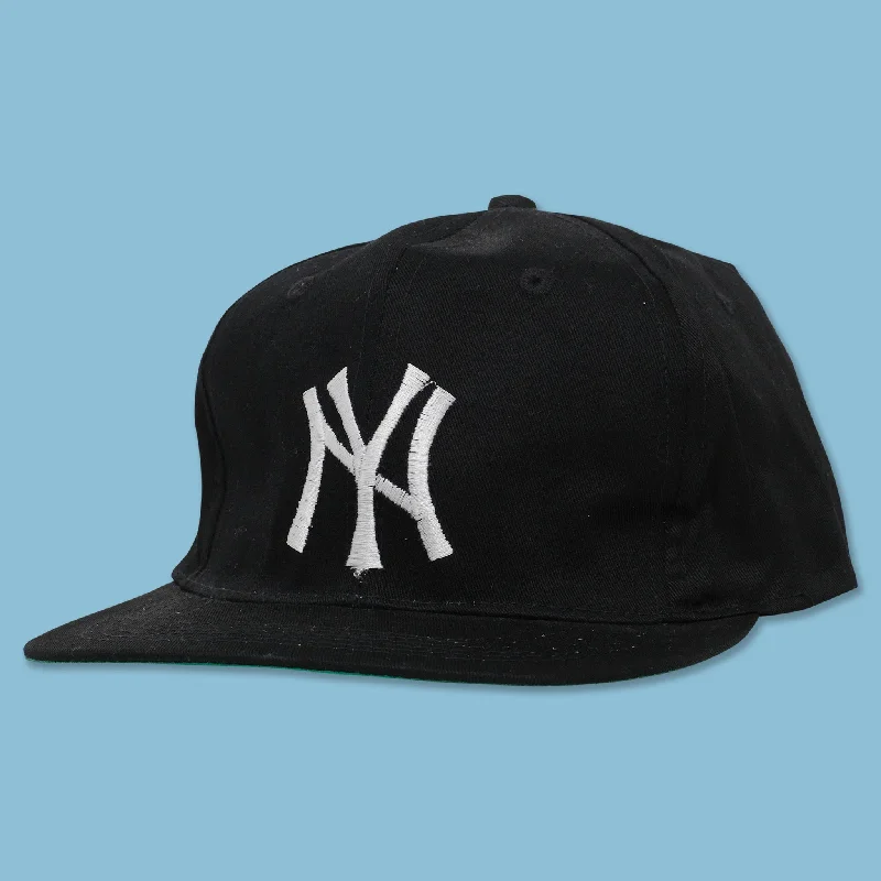  -Anti-slip claw protection raincoat FOR dogsVintage New York Yankees Snapback