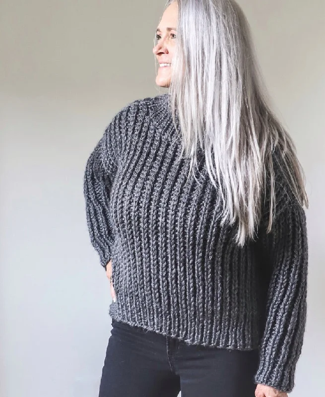 - ​​Pet toys under    yuanKnit Kit - The Pullover