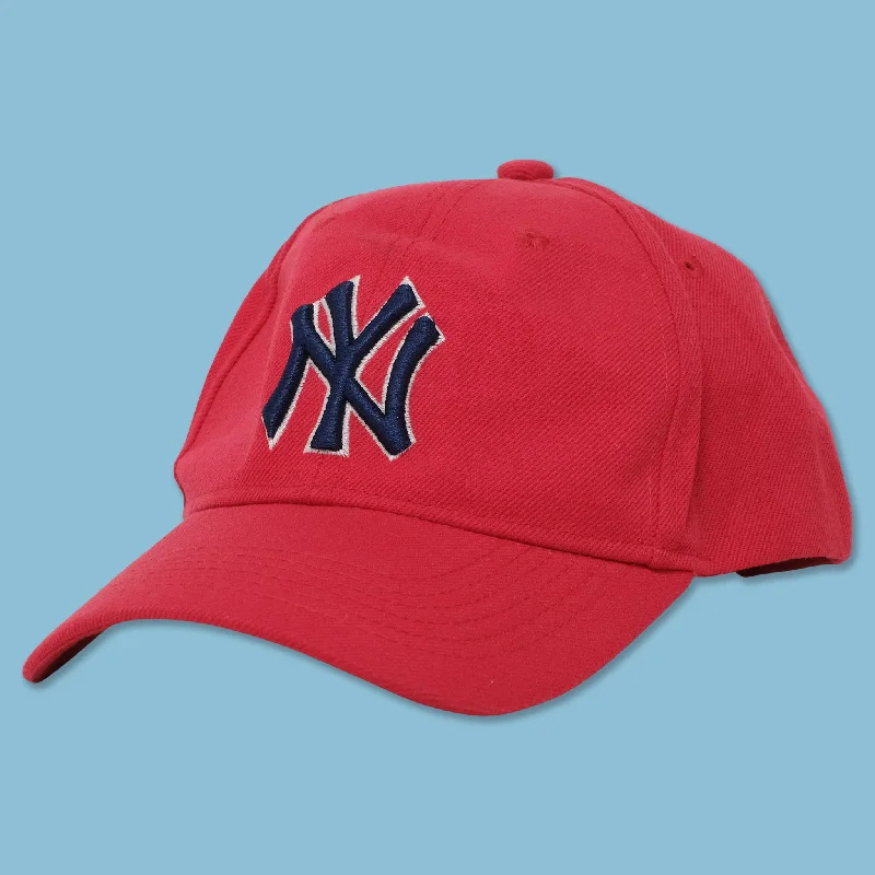 - Chinchilla cooling ice nest ceramic plateVintage New York Yankees Velcro Back