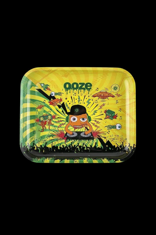 - Cat stress soothing sprayOoze Metal Rolling Tray - DJ Loud