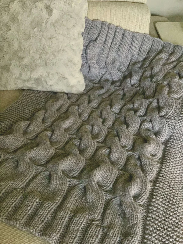 - Cat stress soothing sprayKnit Kit - Cable Throw