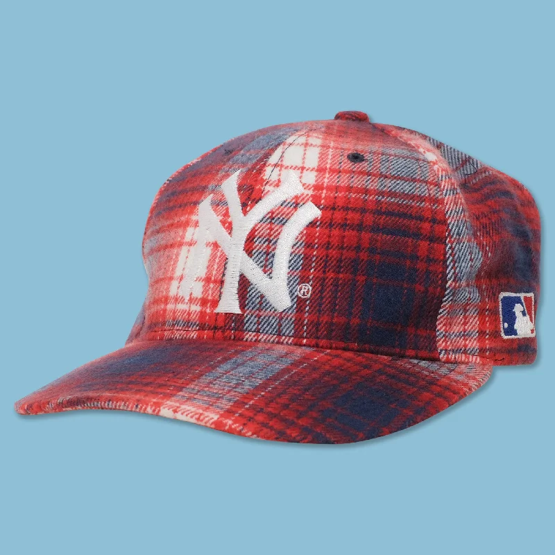 - Postoperative pet anti-licking Elizabethan collarVintage DS New York Yankees Flannell Snapback