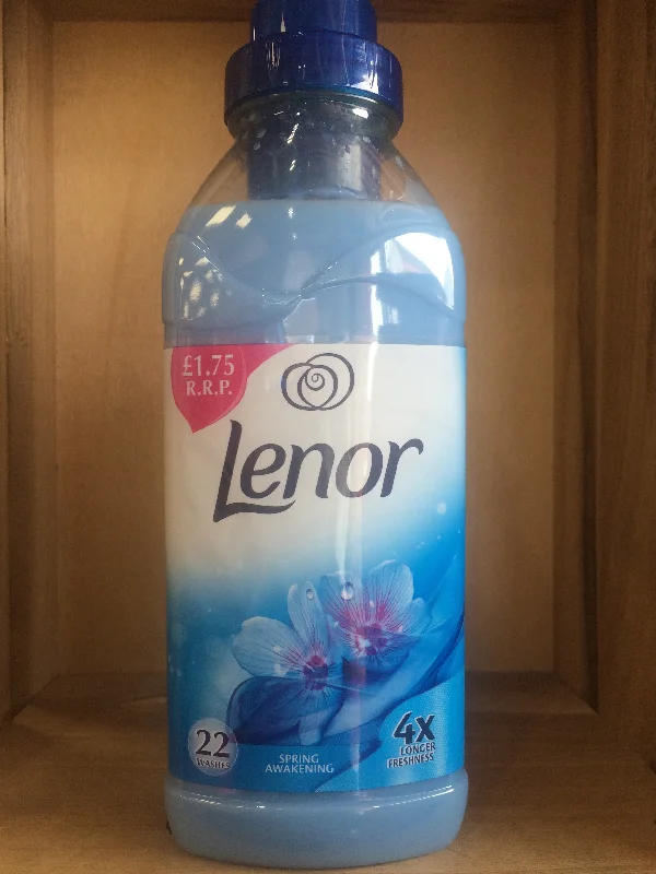 - Pet tear stain cleaning wipesLenor Spring Awakening 22 Washes 550ml