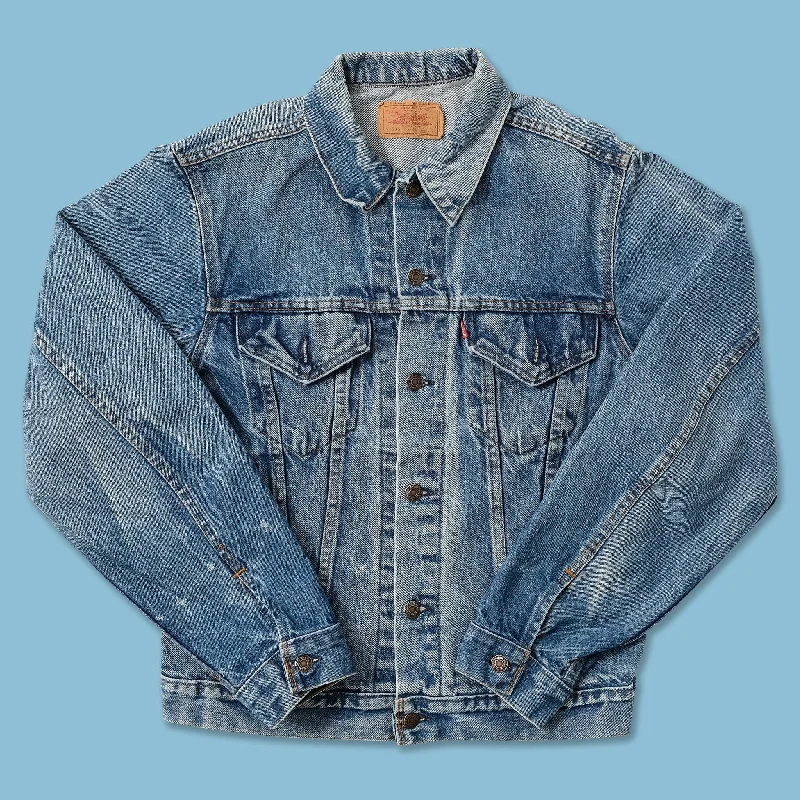 - Cat stress soothing sprayVintage Women's Levis Denim Jacket Medium