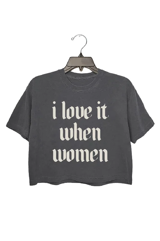 I love it when women subtle lesbian pride Crop Tee For Women